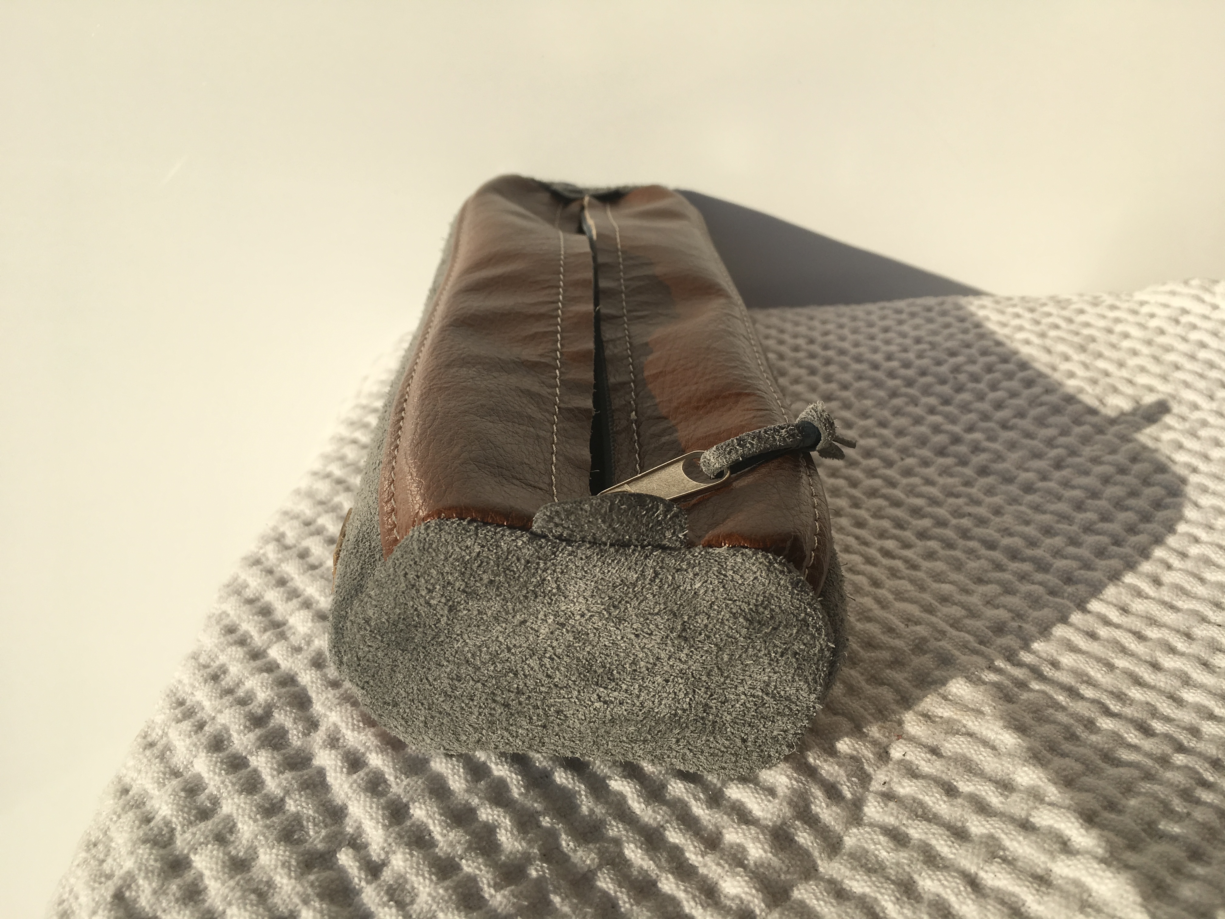 0D6418C3-5ABA-4D2A-A9B2-AFAD6A05E7B5