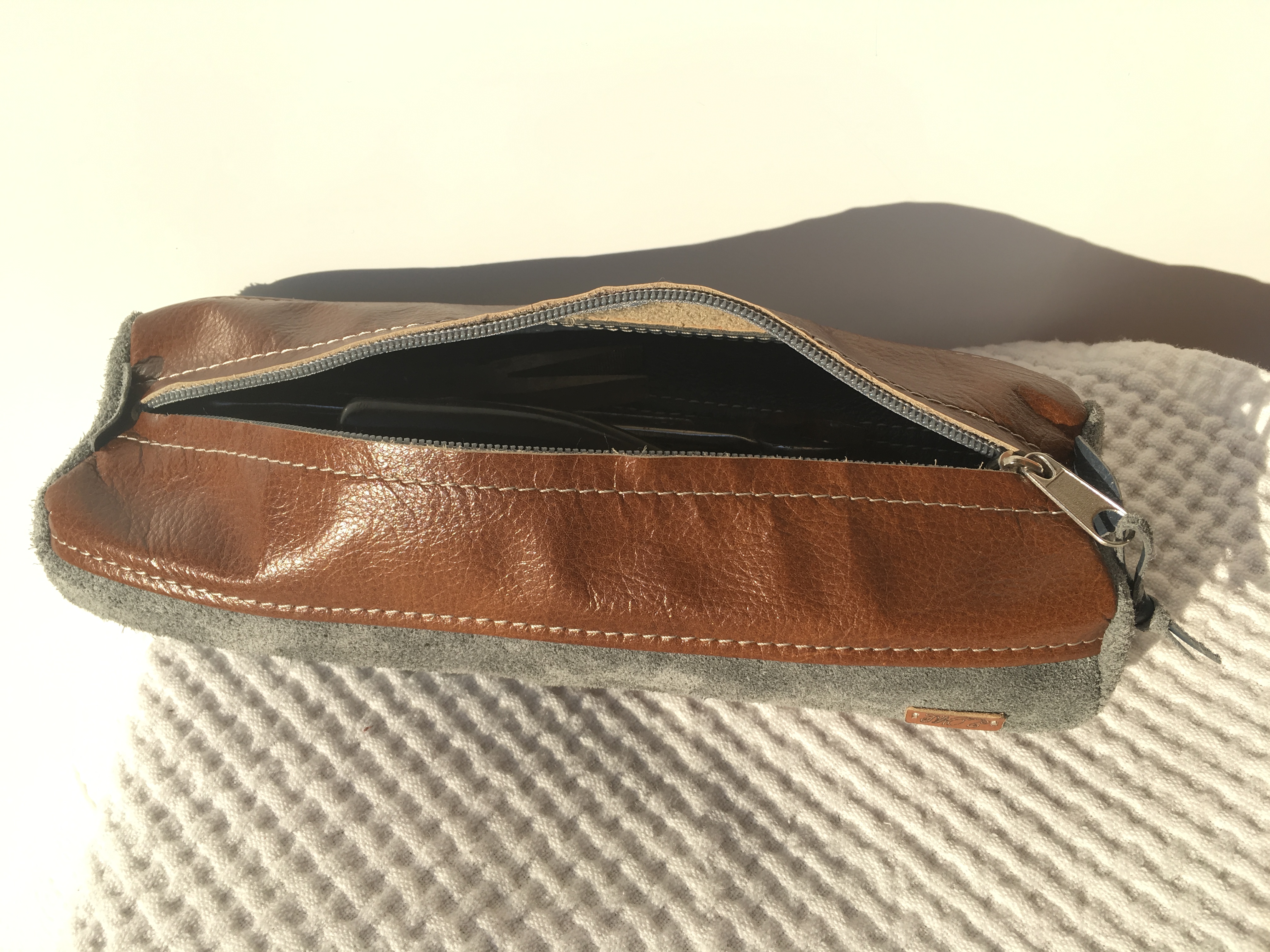 99AB0A2D-892B-473F-899A-CC789AEB0CF5