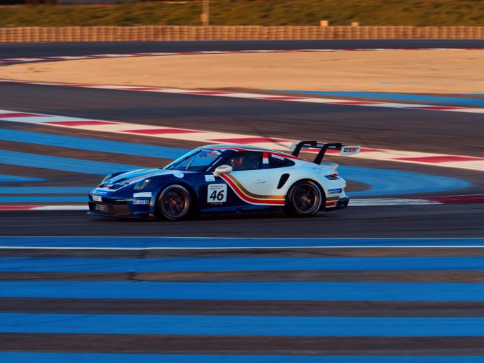 Porsche 911 GT3 Cup 992 porsche sprint challenge au Circuit Paul Ricard.