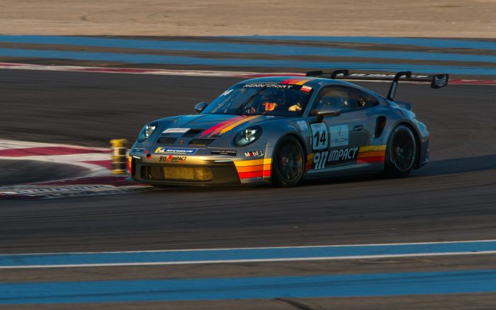 Porsche 911 GT3 Cup 992 numéro 14 de l'écurie 911 Impact au Circuit Paul Ricard